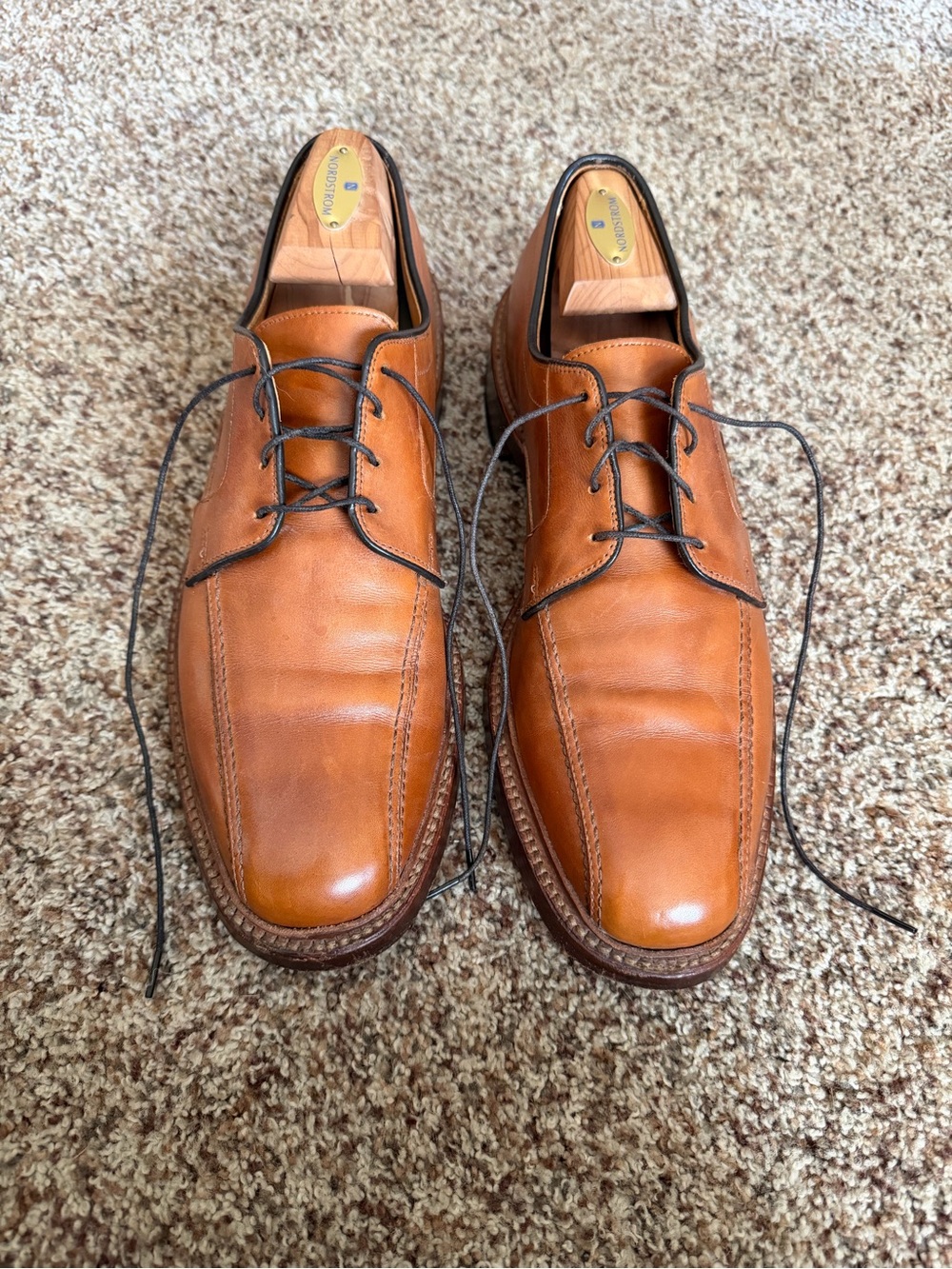2004 Allen Edmonds Men’s Leather Hillcrest Oxford Shoe Up Cognac Brown Sz 11 AAA